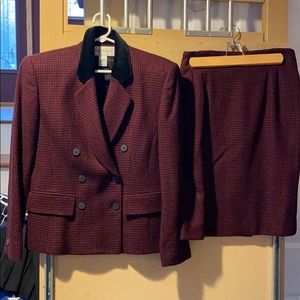 Jones New York jacket and skirt size 4
